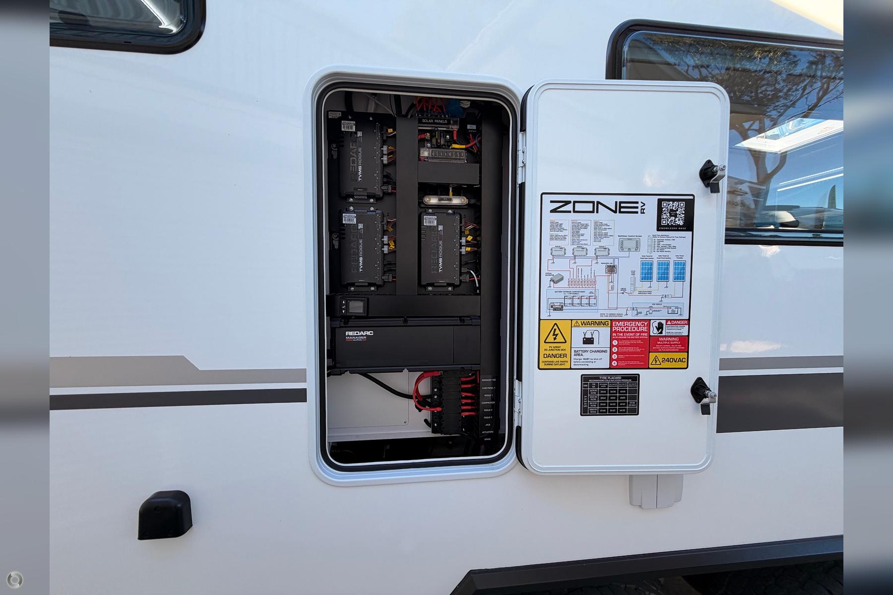 Zone RV Peregrine Pioneer exterior