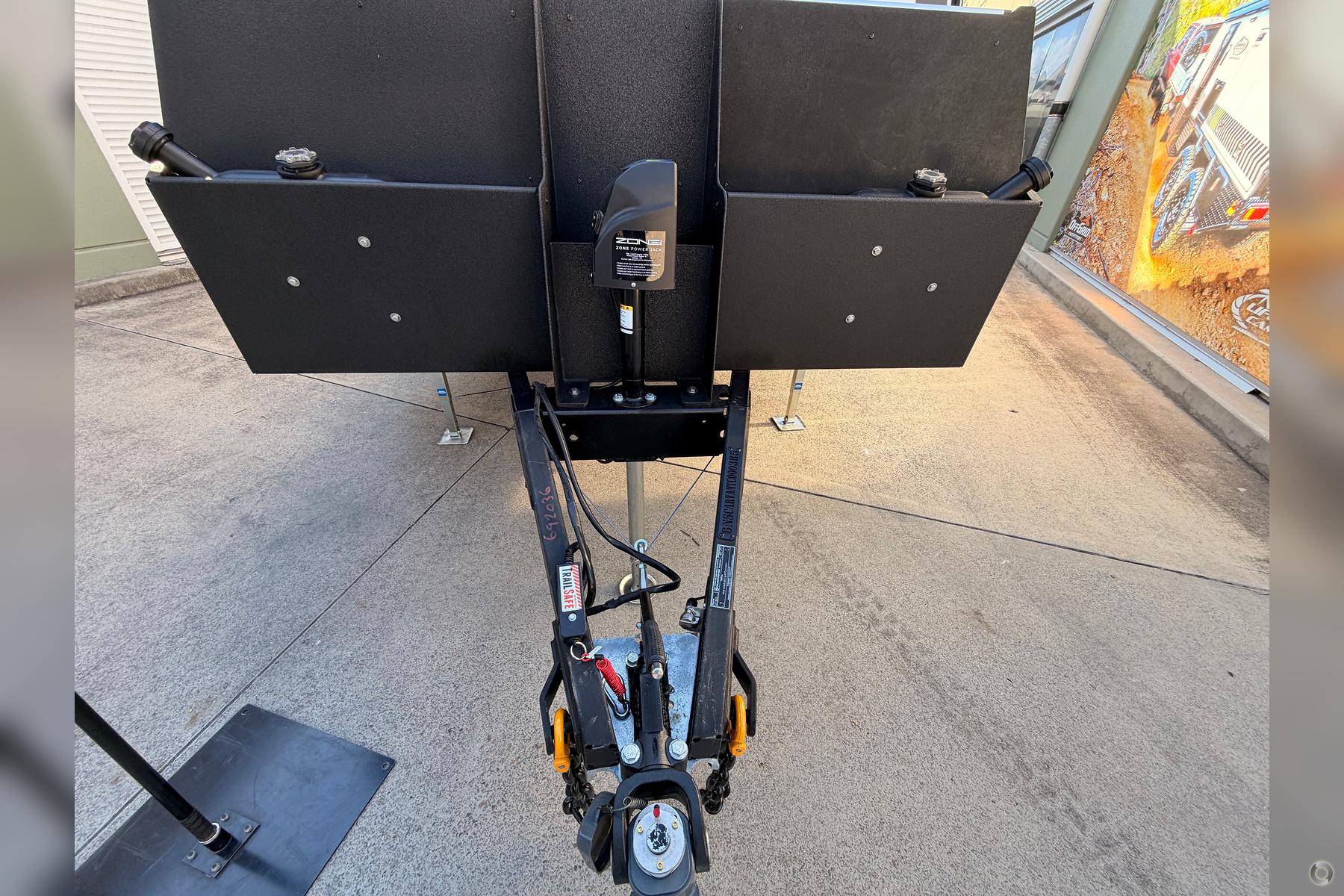 Zone RV Peregrine Pioneer detail